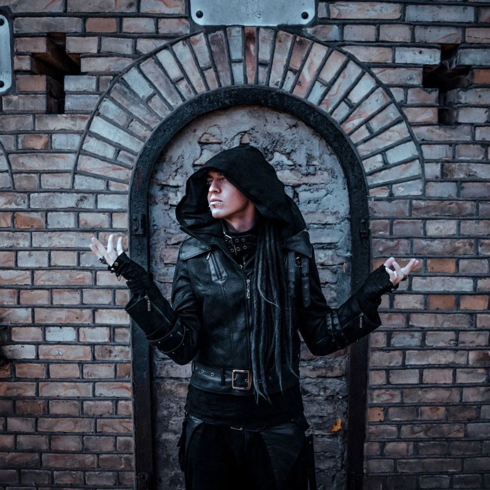 Gothic Style là gì mà nhìn ma mị và huyền ảo đến vậy
