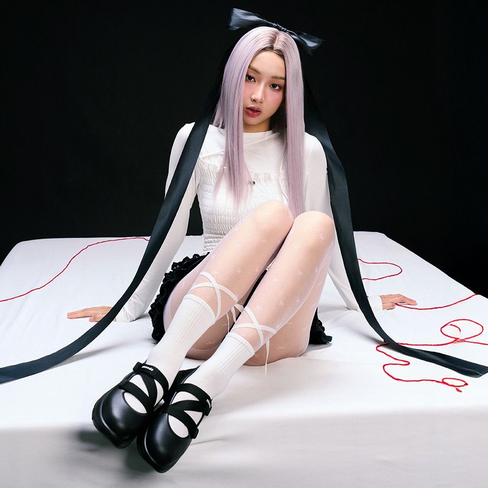 Cách phối đồ với giày ballet sneaker nhẹ nhàng, nữ tính cho cô nàng hiện đại