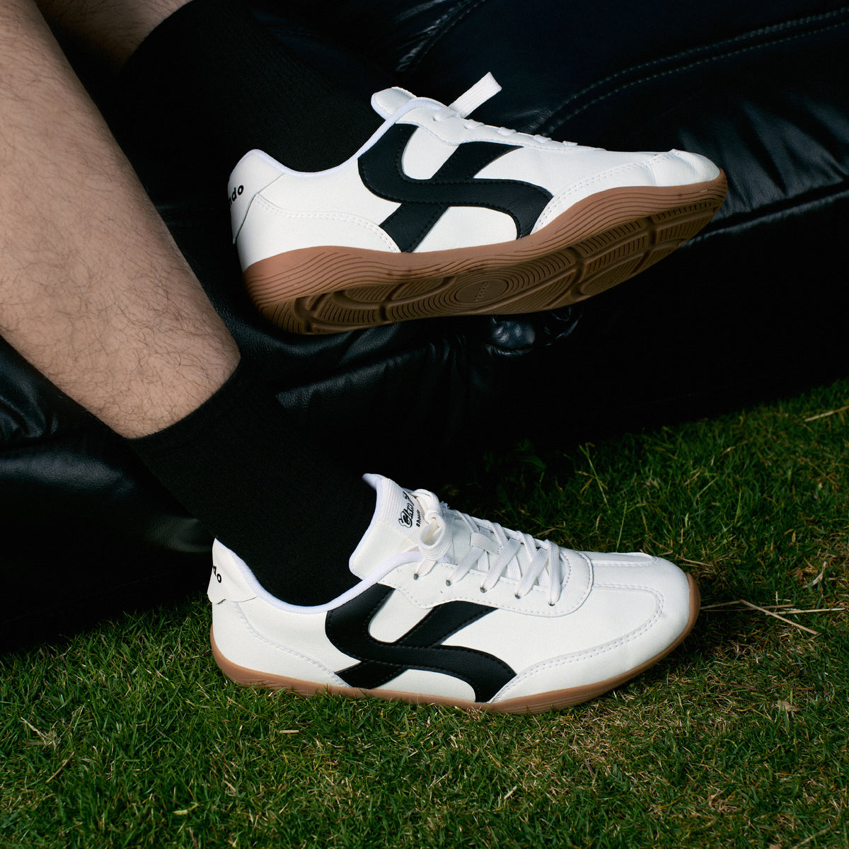 Giày Sneaker Shondo Class 7 Đế Thấp Unisex Màu Trắng